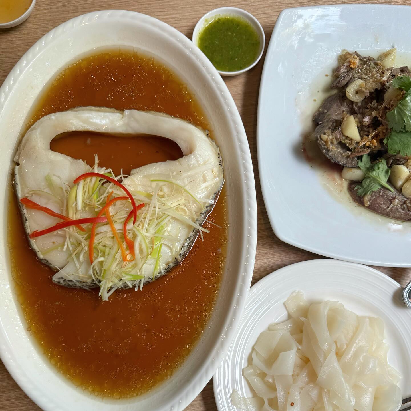 ครัวอัปสรพรีเมียม, สุดใจ ไก่ย่าง ส้มตำ อ.ต.ก., ​เฝอ เฝอ - Pho Pho, ขนมไทยเก้าพี่น้อง, Peaktellers
