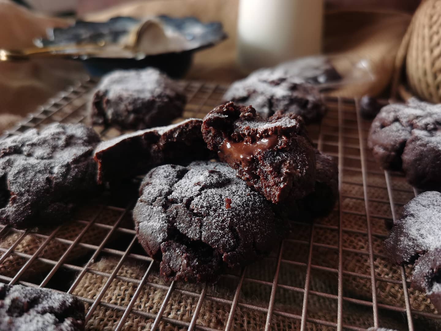 Perfect Bakery, ปลาวี่ ดีเสิร์ท คาเฟ่, A&amp;T Brownie, Memorize Brownie, Black Futon, The Brownies, Only Brownie, Brett___Bake, นัทเบเกอรี่ พิษณุโลก : NUT Bakery