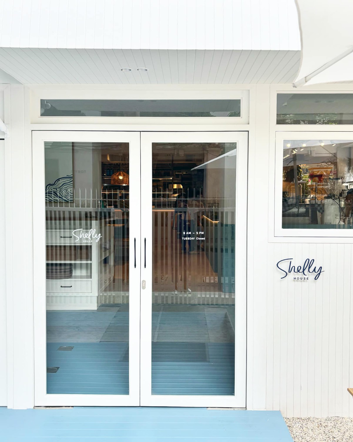 Brasserie 9, โจ๊กปรินซ์ บางรัก, Shelly House, ประจักษ์, Baan Khanitha Thai restaurants, สาขาสาทร, ก๋วยเตี่ยวลูกชิ้นปลาเจ้หลี, ขาหมูตรอกซุงบางรัก เจ้าเก่า, เอ๋กระเพาะปลา ตรอกซุง, ทอดมันกวางตุ้ง สีนวล, นายเม้ง บะหมี่ปู เกี๊ยวกุ้งยักษ์, Panlee Bakery, ร้านลาบอุบล คนตระการ สี่แยกสาทร สุรศักดิ์