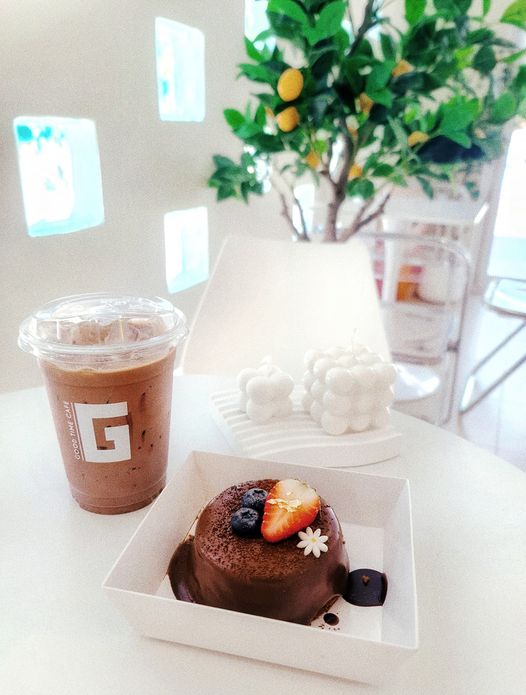 พริบพรี คาเฟ่, FOX COFF, Begiin, Coco&amp;coff, Good time Cafe', Me Cafe' Phetchaburi, Tumlay Cafe &amp; Bar, Ka-nod Café, พิเศษ กาแฟ, อากงคาเฟ่, LoveBread Thailand, SPACE TIME Cafe’ Phetchaburi, ณ โรงนา คาเฟ่