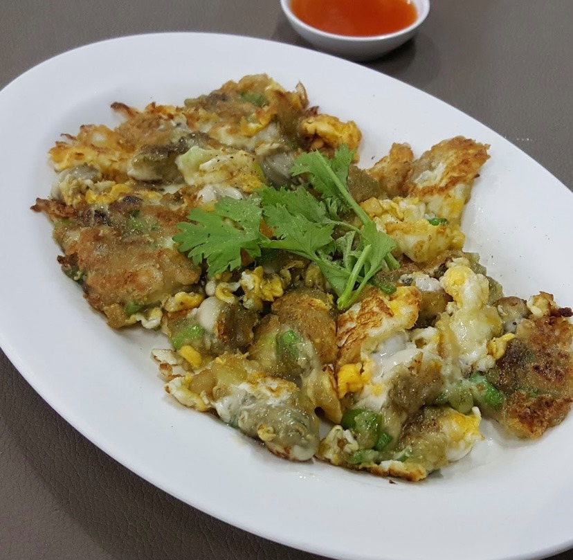 ร้านน้องเจเจ อาหารไทยพื้นบ้าน ซ.หัวหิน43-45, ร้านลุงบังหัวปลาหม้อไฟ หัวหิน, ร้านบ้านครูส่วน by ปลา, Tanya's, ร้านเกี๊ยวปลานำชัย, เจ๊กเปี๊ยะ, ครัวแม่ฬา, บ้านอิสระ, พาสใต้ บาย เชฟเต้หัวหิน Pastay by cheftae, ครัวเจ๊เนี้ยวหัวหิน51, โกหมาก หัวหิน, ซาลาเปาเตาถ่าน BY ยายม่วย, ร้านขนมไทยแม่เก็บหัวหิน, ครัวแม่กะเมย