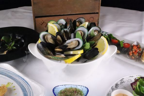 Midwinter, Dandelion Bake Studio, Cafe Reverie, Portobello & Désiré, Level 50 by SEE FAH, Siam Yacht Club, Blue Sky, at Centara Grand, Mezzaluna Restaurant