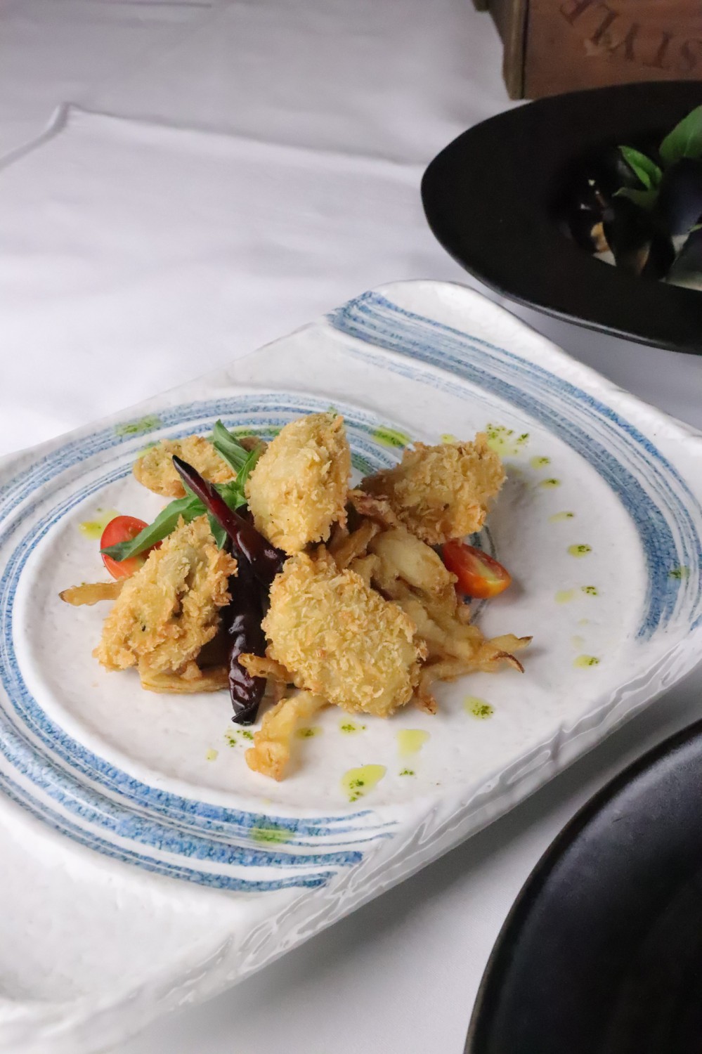 Midwinter, Dandelion Bake Studio, Cafe Reverie, Portobello & Désiré, Level 50 by SEE FAH, Siam Yacht Club, Blue Sky, at Centara Grand, Mezzaluna Restaurant