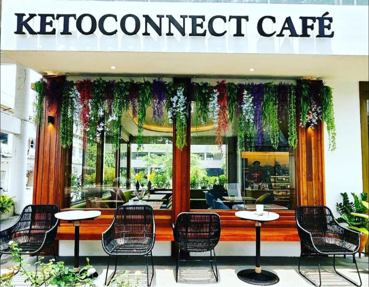Skinnylicious, KetoConnect Cafe, Lowcarbbyfatchickencurrypuff , Yellow Spoon Pastry, Mama Som's Cake, I Cake Healthy, Vegan Bakery Bangkok, Scoma's