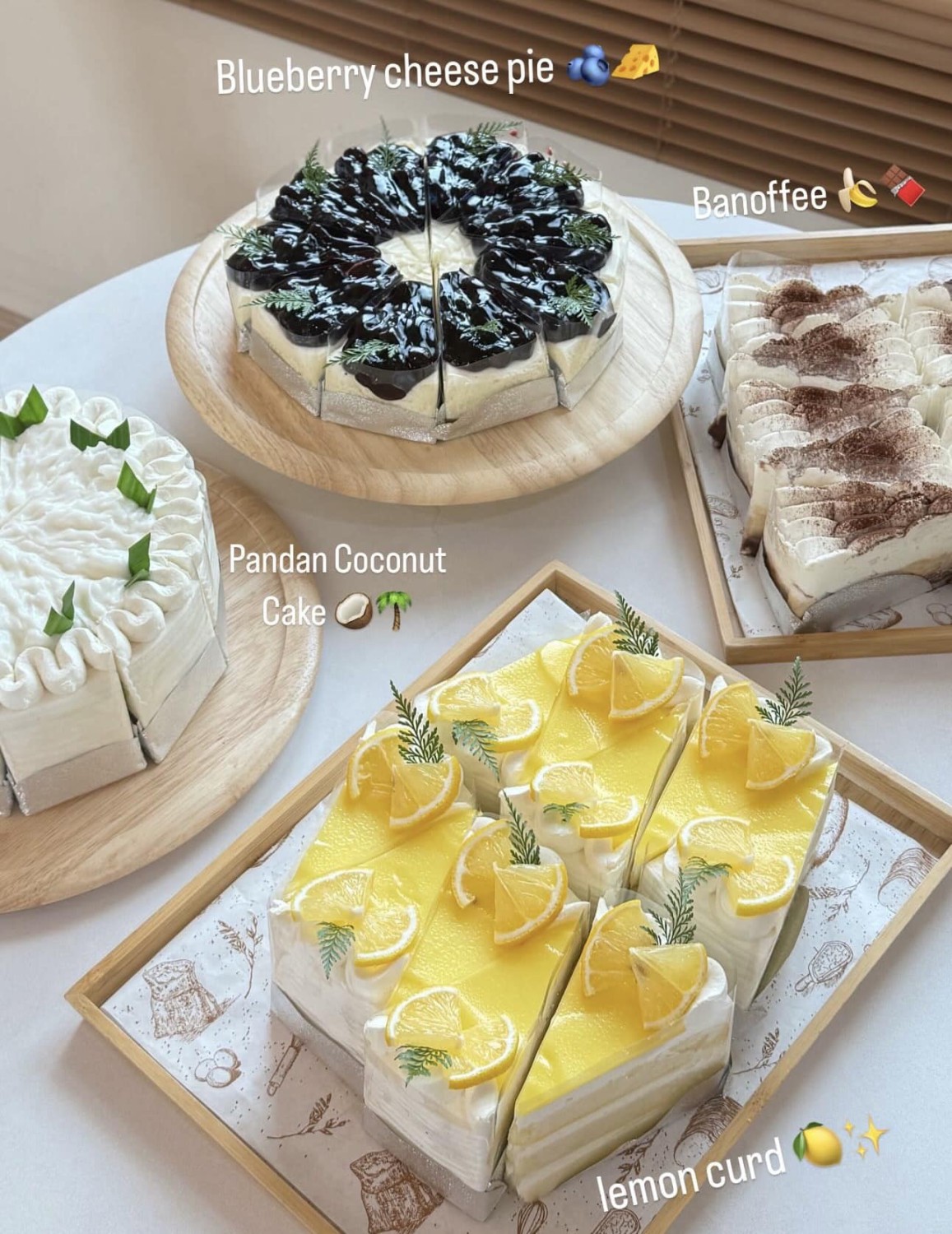 เรือนชายน้ำ Cafe&amp;Restaurant, ban.jingjo, See Sea Sun - แบบง่ายๆ, ขวัญข้าว ริเวอร์ไซด์, The sunflower cafe, KokoroCafe', FREJA Coffee &amp; Co, Rays River Cafe, Behind The Beans, พร้าวหอมคาเฟ่, Kinlamoon, House Cafe', บ้านสวนพาฝัน, La Bella Cafe, PakPap Cafe, ขมุน คาเฟ่ มหาชัย, Baanthaicafe, ดีกัน คาเฟ่, COCO CAFE'