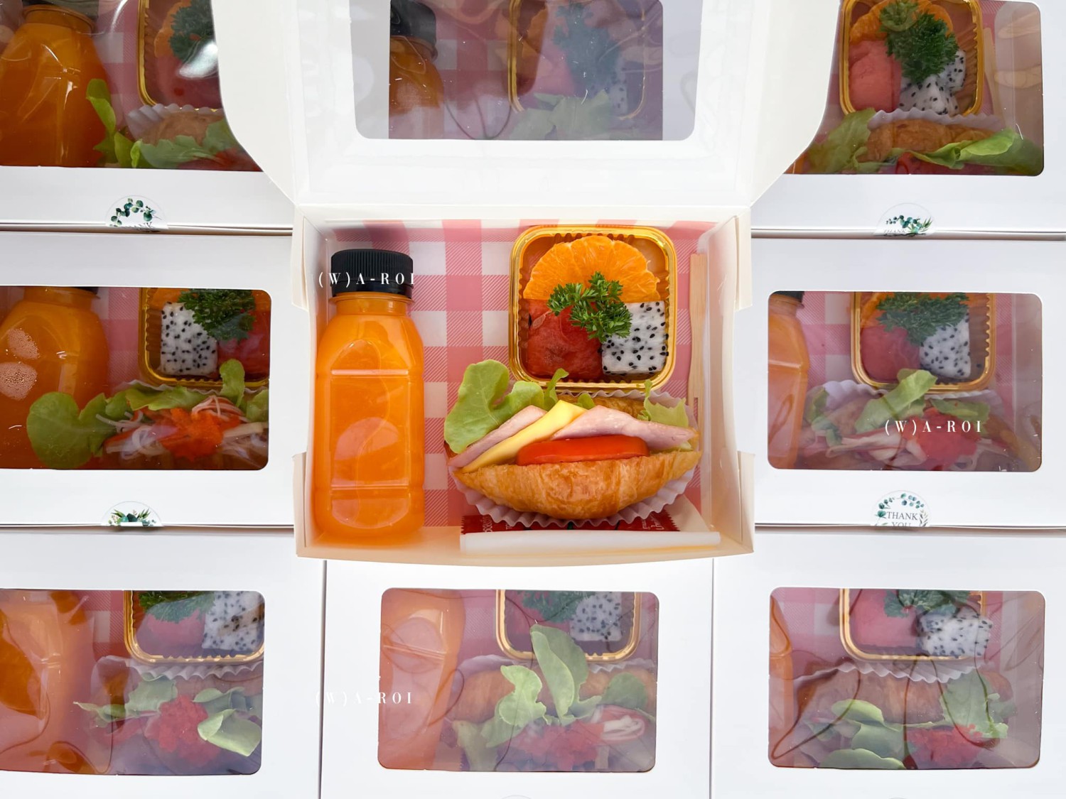 Muibakery, กินดี อยู่ดี by foreste cafe, The Waffle, Snack food.shop, Snackbox Monchanok, ไออุ่น, บ้านทองม้วน, Jaidee Homemade, ชื่นจิต chuenchit, Nara Snack Box - รับจัดเบรค, ว่าหรอย-waroi, KIN.D