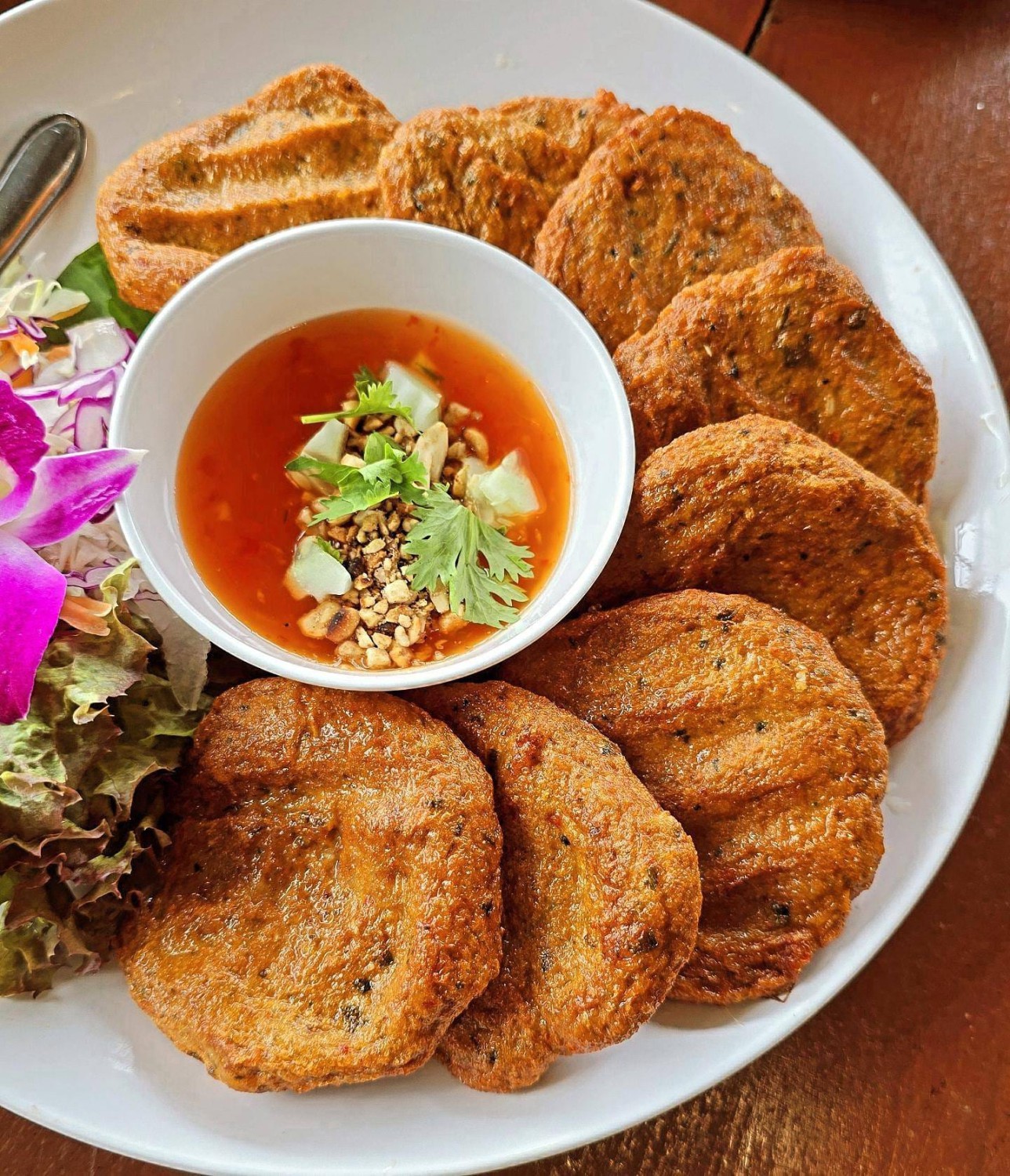กอบัว, บ้านอาหารไทย, บ้านบัว, บ้านรั้วไม้ Cuisine & Cafe, ครัวหอมมันปู, ร้านไหน อุทยานหินเขางู ราชบุรี, สวนอาหาร รางตาล, Pakmud แซ่บหมูทะ, สาขาโพธาราม, ถึงพริกถึงขิง, มะม่วงคู่, เนื้อต้มบ้านสิงห์ เจ๊ติ๋ม, โกรกแดง, ชุมทางของอร่อย, Mainichi365, Octospider restaurant, Lim cafe Photaram, ครัวตะนาวศรี สวนผึ้ง ราชบุรี, อาตี๋โกปี๊, โอปอชิฟฟ่อนเค้ก, ก๋วยเตี๋ยวปลาแม่กลอง, ติ๋มเค้กมะพร้าวอ่อน, ก๋วยเตี๋ยวโบราณป้าฮวย, โอ่งข้าวโอ่งน้ำ, ครัวม่อนไข่ สวนผึ้ง ราชบุรี, ShabuDo