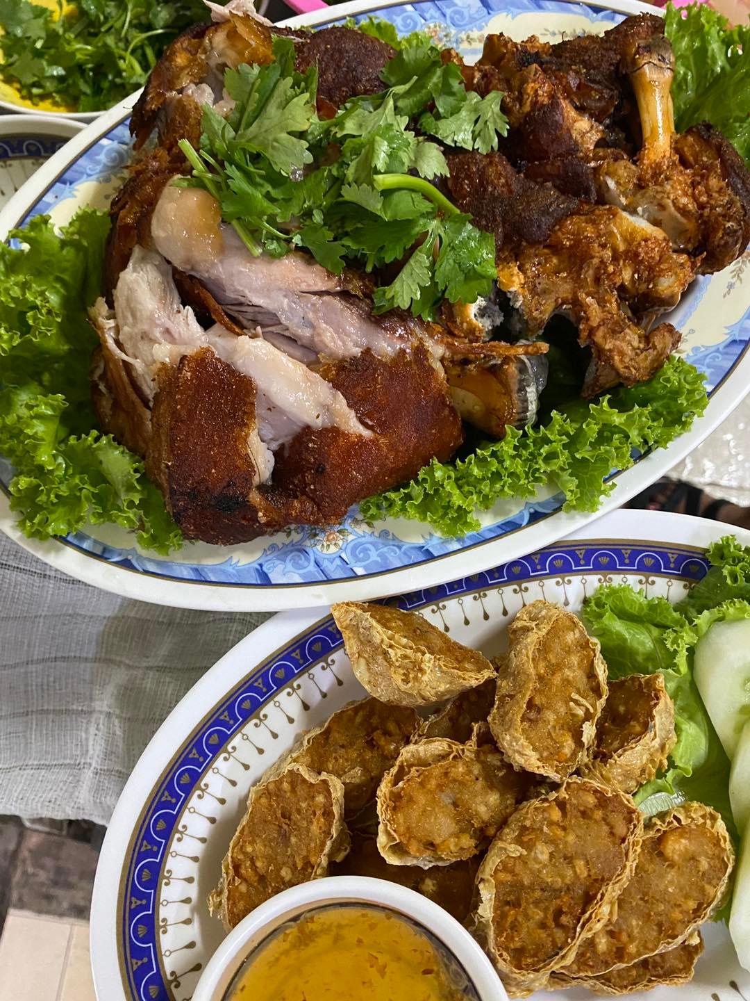 สวนชื่นสุข, Ar Restaurant Hatyai 嗳, ศิริ ต้มเลือดหมูหาดใหญ่, ไก่กรอบพี่เน่, ในรู, กุ๊กชัยติ่มซำ-ก๋วยเตี๋ยวราดหน้าปลากะพง, ร้านใต้ขอย ซอยตัน, กันเอง, หนานหยวน บะหมี่เกี๊ยวกุ้ง, สาขาปุณณกัณฑ์, ป่ายาง, บ้านก้ามปู, โชคดีแต่เตี้ยม บะกุ๊ดเต๋, ไก่ทอดหาดใหญ่มีนา, ร้านราดหน้าโกฉ่อน, ขนมจีนป้าชื่น, Space Bar, ขนมไข่เตาถ่านน้องนิล&คาเฟ่, ข้าวต้มรถแดง