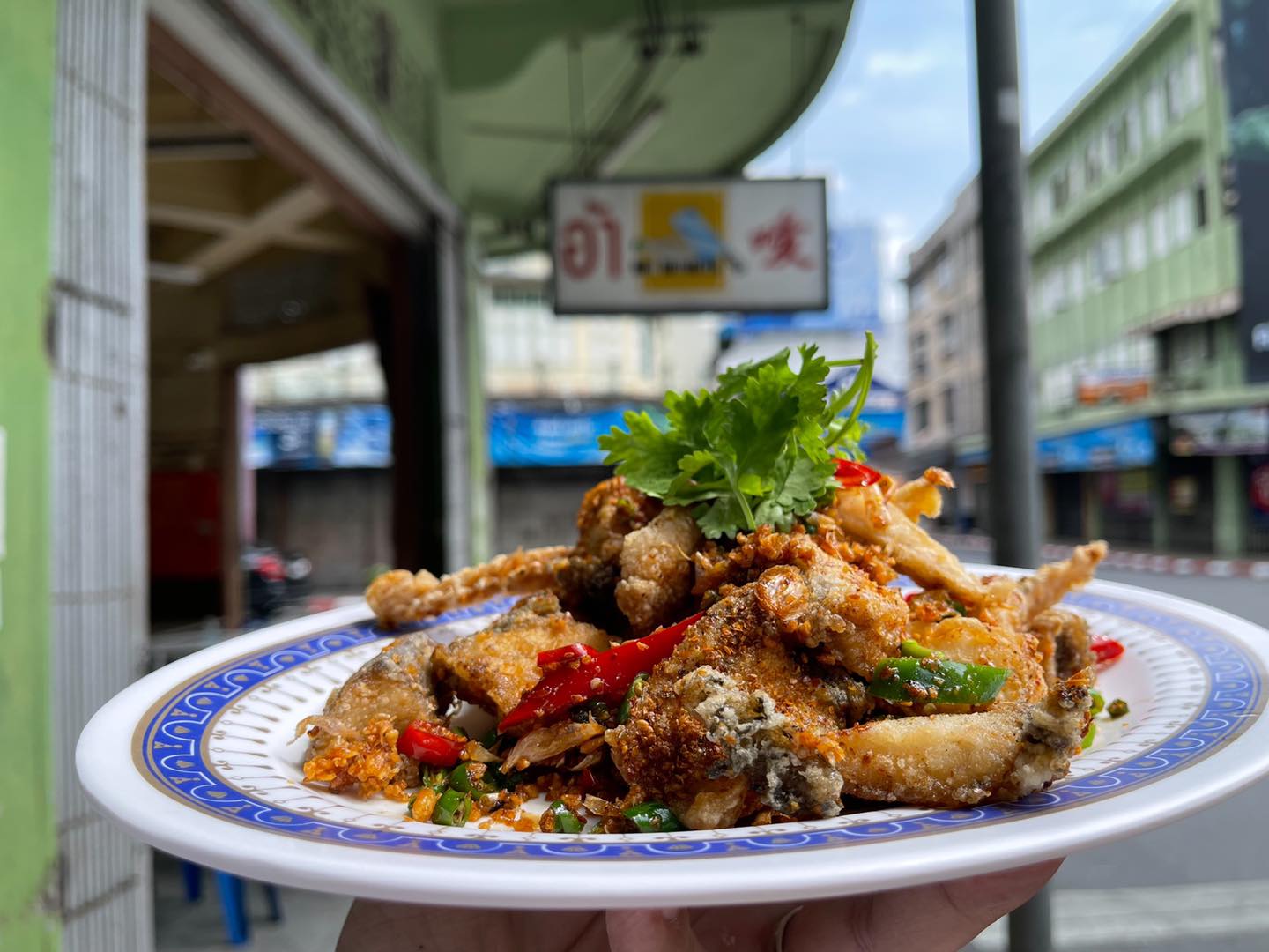 สวนชื่นสุข, Ar Restaurant Hatyai 嗳, ศิริ ต้มเลือดหมูหาดใหญ่, ไก่กรอบพี่เน่, ในรู, กุ๊กชัยติ่มซำ-ก๋วยเตี๋ยวราดหน้าปลากะพง, ร้านใต้ขอย ซอยตัน, กันเอง, หนานหยวน บะหมี่เกี๊ยวกุ้ง, สาขาปุณณกัณฑ์, ป่ายาง, บ้านก้ามปู, โชคดีแต่เตี้ยม บะกุ๊ดเต๋, ไก่ทอดหาดใหญ่มีนา, ร้านราดหน้าโกฉ่อน, ขนมจีนป้าชื่น, Space Bar, ขนมไข่เตาถ่านน้องนิล&คาเฟ่, ข้าวต้มรถแดง