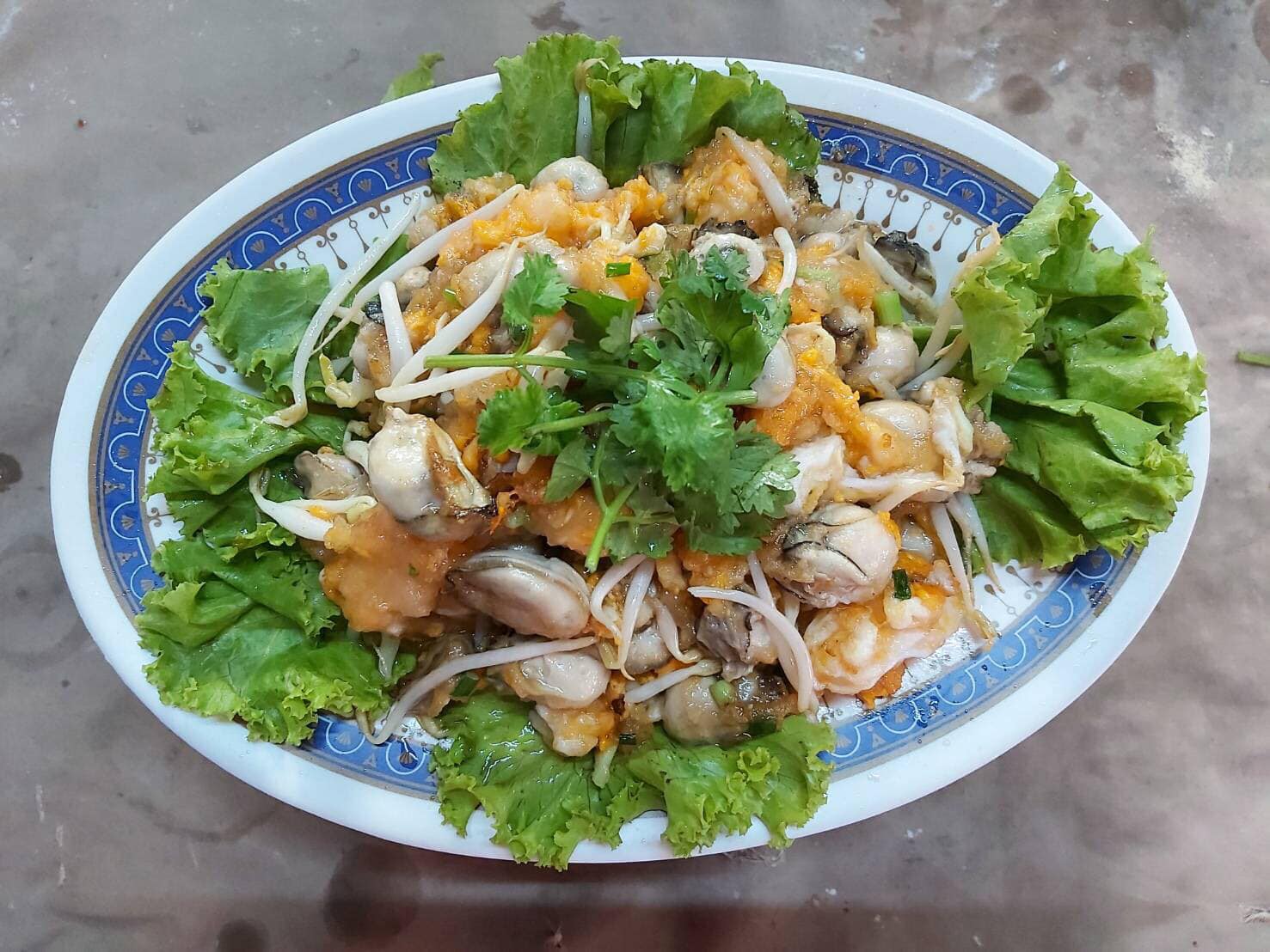 สวนชื่นสุข, Ar Restaurant Hatyai 嗳, ศิริ ต้มเลือดหมูหาดใหญ่, ไก่กรอบพี่เน่, ในรู, กุ๊กชัยติ่มซำ-ก๋วยเตี๋ยวราดหน้าปลากะพง, ร้านใต้ขอย ซอยตัน, กันเอง, หนานหยวน บะหมี่เกี๊ยวกุ้ง, สาขาปุณณกัณฑ์, ป่ายาง, บ้านก้ามปู, โชคดีแต่เตี้ยม บะกุ๊ดเต๋, ไก่ทอดหาดใหญ่มีนา, ร้านราดหน้าโกฉ่อน, ขนมจีนป้าชื่น, Space Bar, ขนมไข่เตาถ่านน้องนิล&คาเฟ่, ข้าวต้มรถแดง