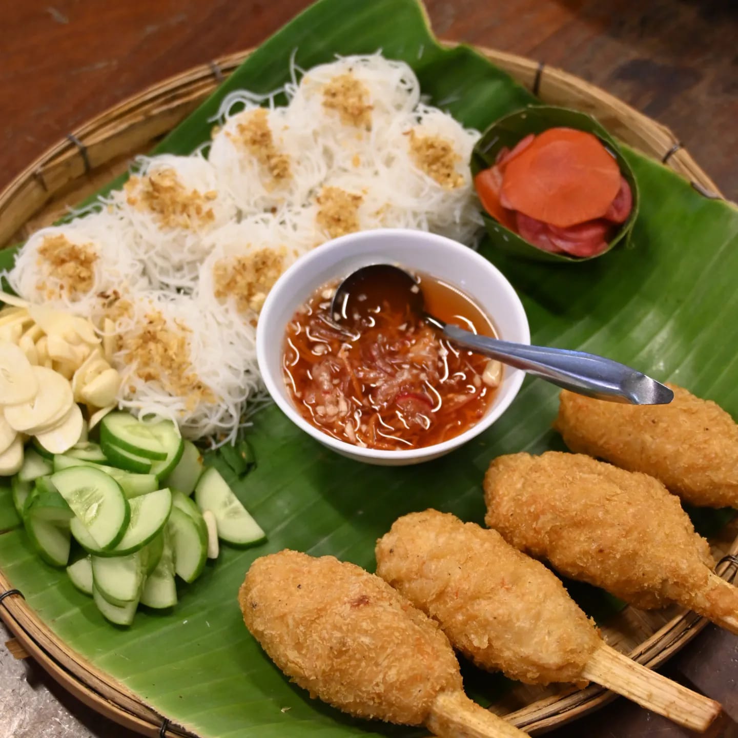 9 Salads ร้านอาหารนายน์สลัด, Kojiro Japanese Cuisine, ตามใจปรารถนา - As You Wish, Mychef Box, Suzuran sushi, บ้านสวย ในสวน, ครัวไผ่เขียว, สวนอาหารริมน้ำอนุสรา เลควิว 18, จุ่มดาดโพนยางคำ, สาขารามอินทรา 40, Blacksugar CAFE BKK, ร้าน นาย ต.เนื้อตุ๋น-วัชรพล, @19Food&Farm, ซินจ่าวอาหารเวียดนาม, Chocolate Ville, Sushi Ken Ken, ครัว แสงดาวเสือ, บึงนวมินทร์, Stitch & Hammer Cafe, Hiro Keki Thailand