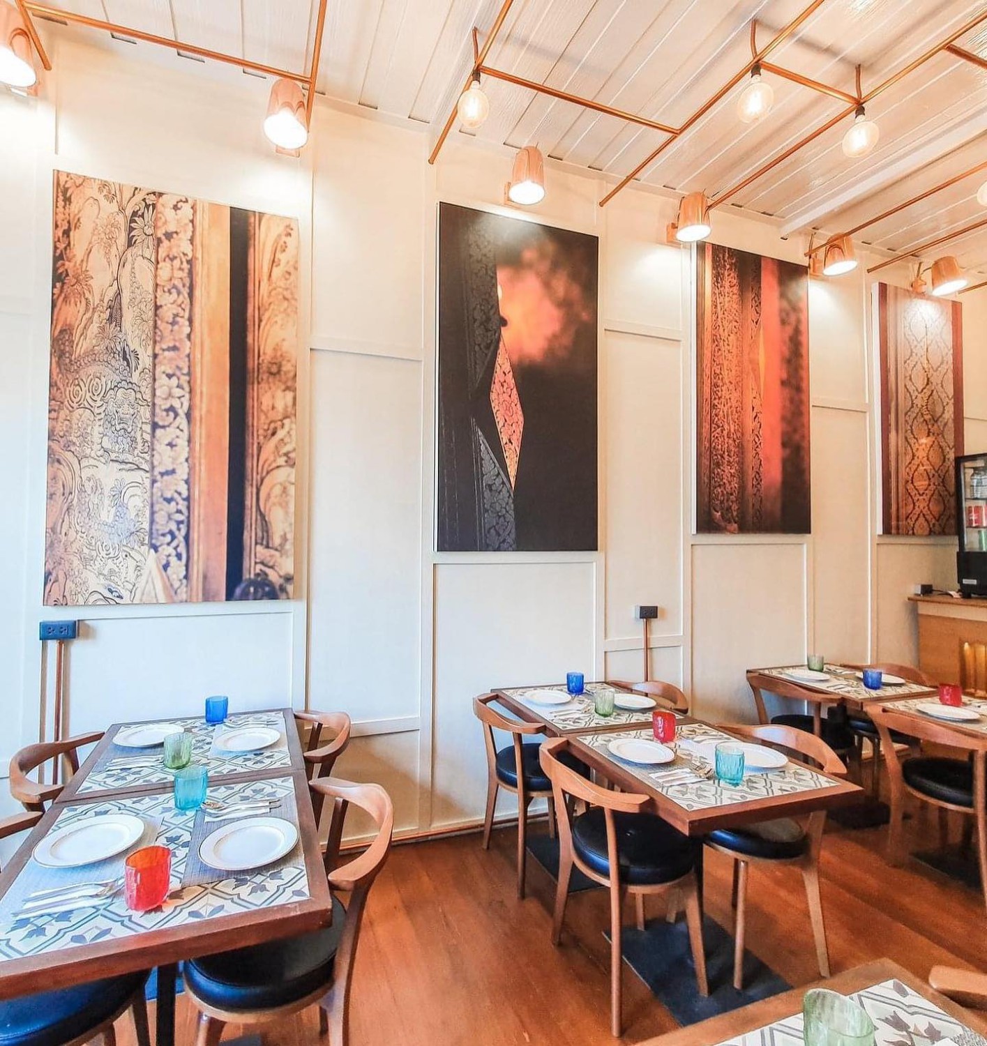 NARA Thai Cuisine, ธธดา TH•TH•DAH, Marie Guimar, อรุณ, Phuket Town Restaurant, บ้านรับรอง, ต้นเครื่อง, Ruen Noppagao - ร้านอาหารเรือนนพเก้า, บ้านไอซ์, กลางซอย, อ้อยหวาน, Simmer by Praha , Ther Dining & Bar, Na Bowon ณ บวร, คุณเอียดชาววัง & ANYA Cafe', Supanniga Eating Room, สาขาท่าเตียน