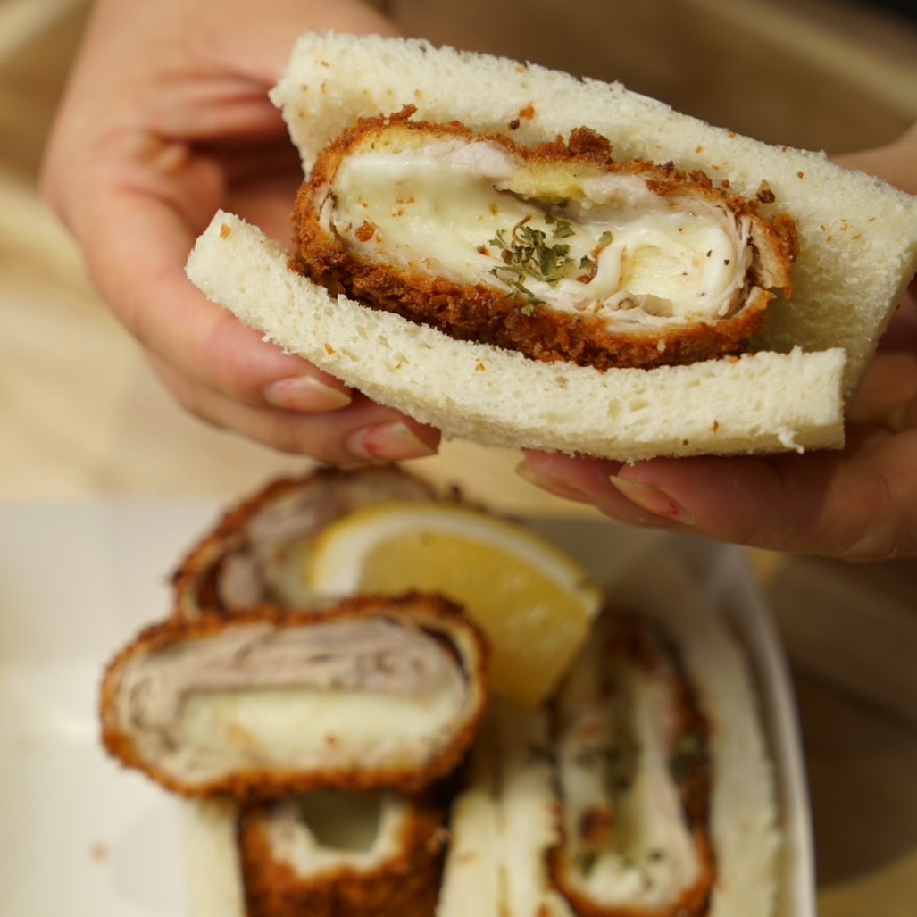 อู้วว์ ทงคัตสึ, Katsura Pork Cutlet Bar, Freddie Ricecurry, สาขาป้อมพระสุเมรุ, Bekku Tonkatsu, Tonkatsu Wako, สาขาสยามเซ็นเตอร์, Maisen Thailand, Saboten Thailand, Hamakatsu Thailand, Aso Tonkatsu
