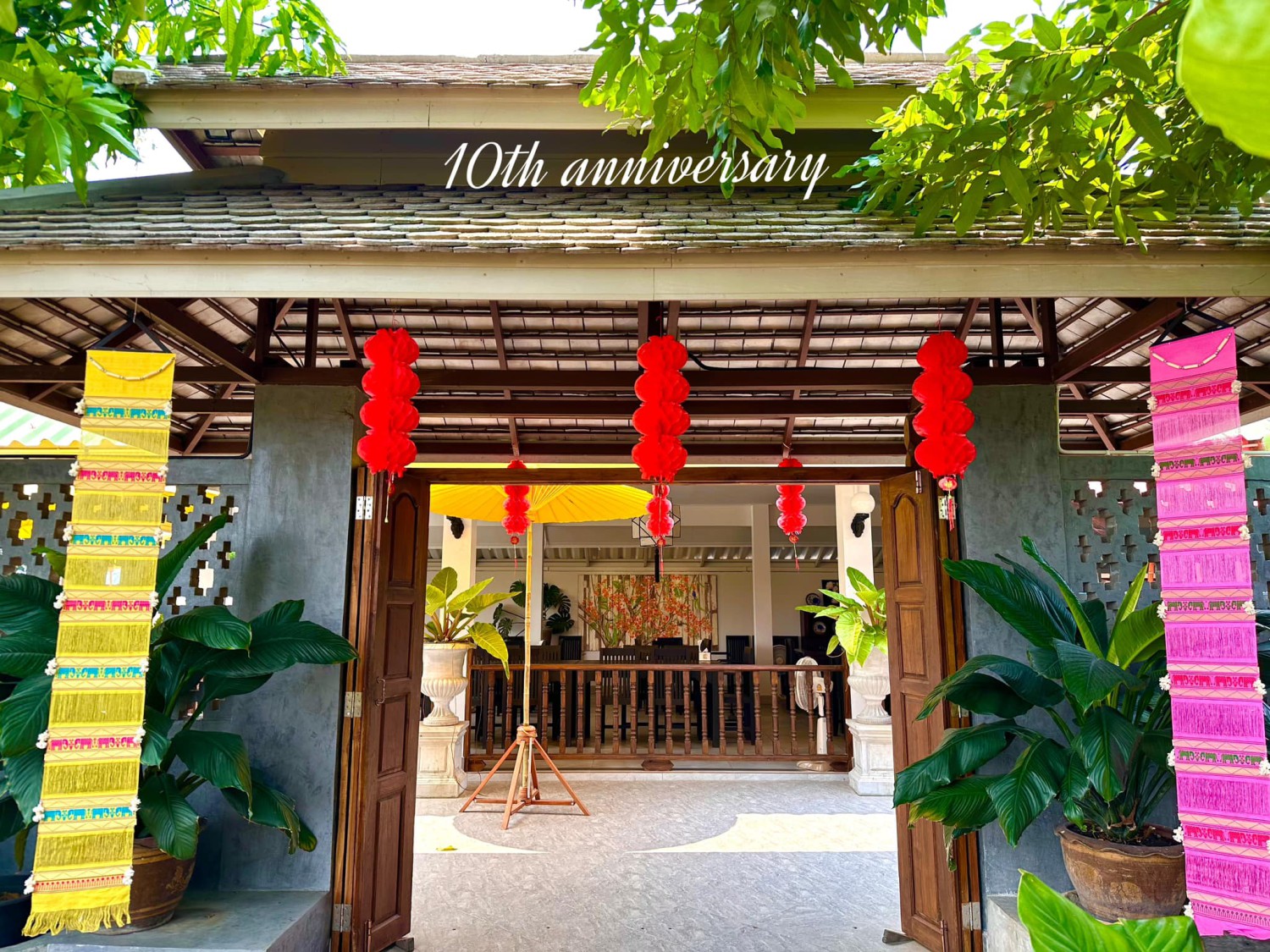 บ้านพระยาสุเรนทร์, The Riverside Restaurant Lampang, อร่อยบาทเดียว, ฮอมครัวเมือง, บะหมี่โกจือ ข้างไปรษณีย์ลำปาง, ข้าวซอยป้าบุญ ลำปาง, ข้าวมันไก่ห้าแยก, ก๋วยเตี๋ยวบ้านดง ลำปาง, ข้าวซอยอิสลาม ลำปางหนา