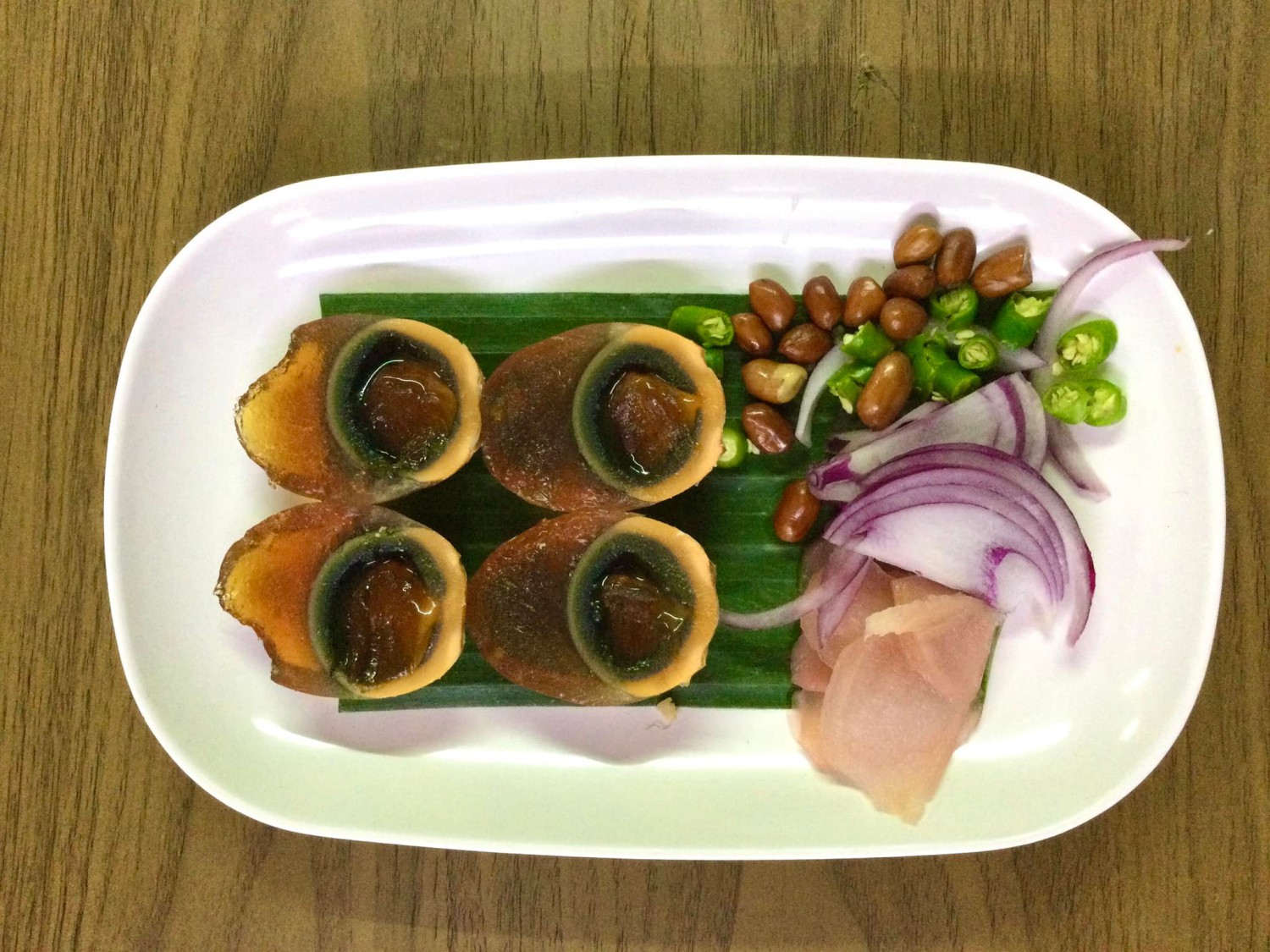 บ้านพระยาสุเรนทร์, The Riverside Restaurant Lampang, อร่อยบาทเดียว, ฮอมครัวเมือง, บะหมี่โกจือ ข้างไปรษณีย์ลำปาง, ข้าวซอยป้าบุญ ลำปาง, ข้าวมันไก่ห้าแยก, ก๋วยเตี๋ยวบ้านดง ลำปาง, ข้าวซอยอิสลาม ลำปางหนา