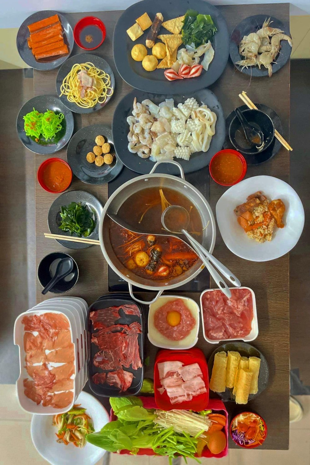 สุกี้ดารา, SukiLand, อาตี๋ ชาบู, ชาบูซามูไร, Shiroku Shabu