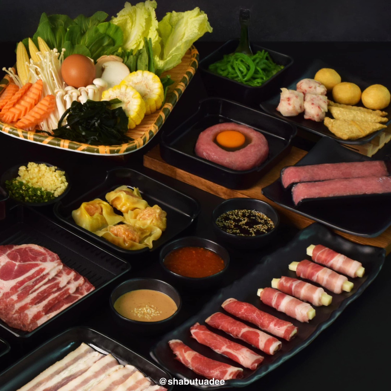 หมีตีพุง, ชาบูตัวดี, Shabu ไร่ขิง สามพราน, Yang Chill - ย่างชิลล์, ตะวันหมูกะทะ &amp; ชาบู
