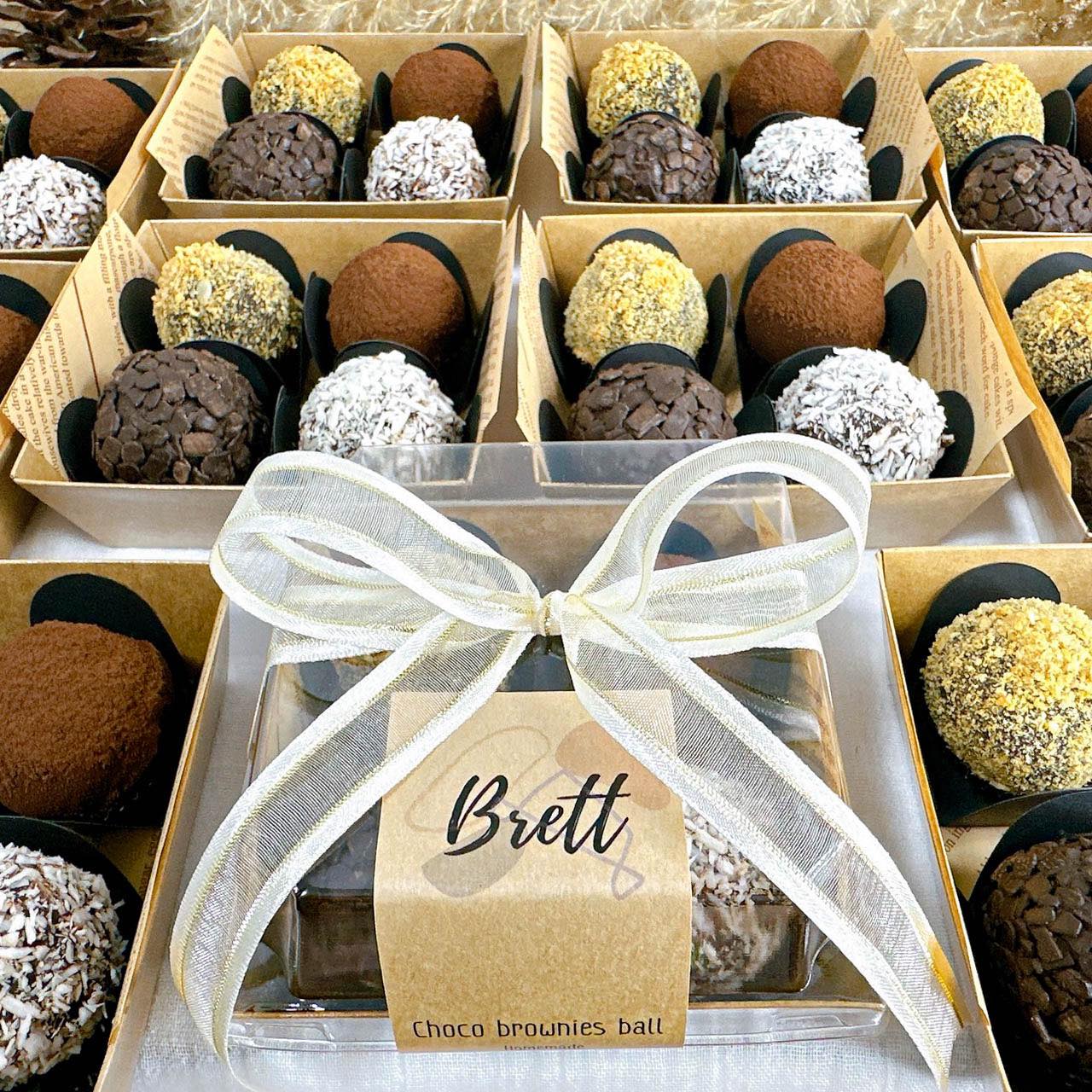 Perfect Bakery, ปลาวี่ ดีเสิร์ท คาเฟ่, A&amp;T Brownie, Memorize Brownie, Black Futon, The Brownies, Only Brownie, Brett___Bake, นัทเบเกอรี่ พิษณุโลก : NUT Bakery