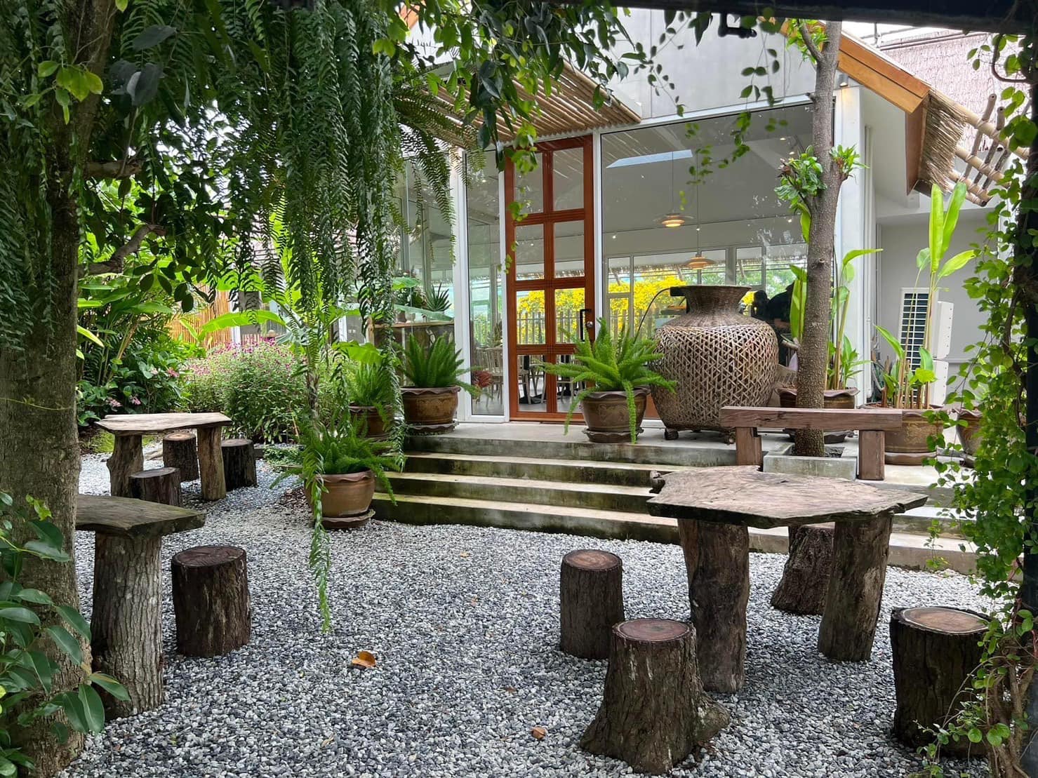 Pransuk, Khagee sriracha cafe, Manga Coffee & Craft, Morning Glory Cafe, สาขาศรีราชา