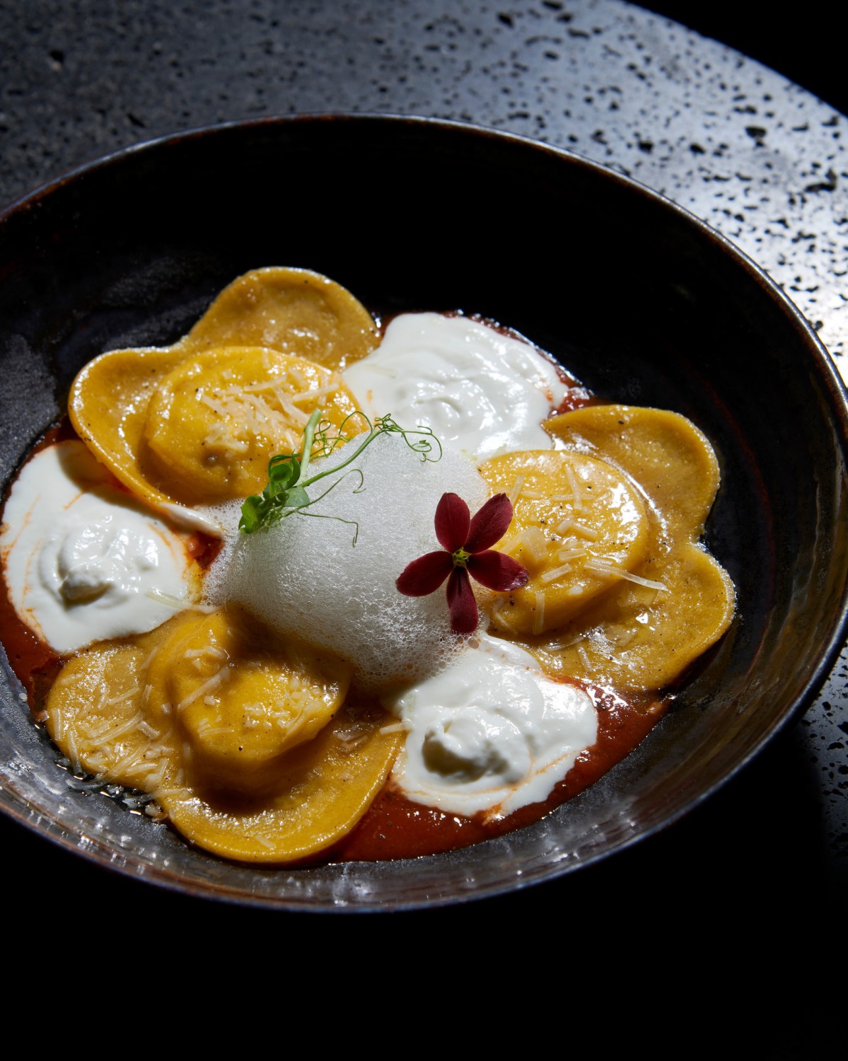 Ms.Jigger, Contento, SIWILAI CITY CLUB, ARTUR Restaurant, CLARA, Place Bangkok, YELLOW ROOF, Cat on the roof, Samsen Villa