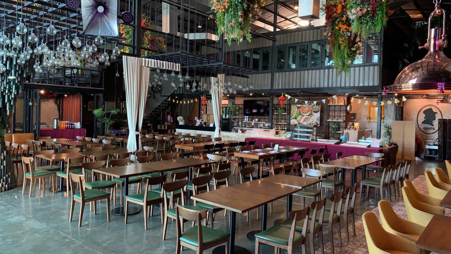 Grande Centre Point Ploenchit, ครัวจำแลง แปลงกาย, Sortrel Sathorn, บ้านน้ำเคียงดิน, ปลาอยู่เย็น, Samsen Villa, ครัวกรุงเทพ, Maldives Maodeep, Waterside Karaoke Restaurant, Little tree, The local Restaurant, Chocolate Ville, Ther Dining &amp; Bar, บ้านสุขนิยม, สวนอาหารบางบัว, แบมบูใหญ่, Craft Home , สวนอาหารซุ้มไผ่ เรโทร