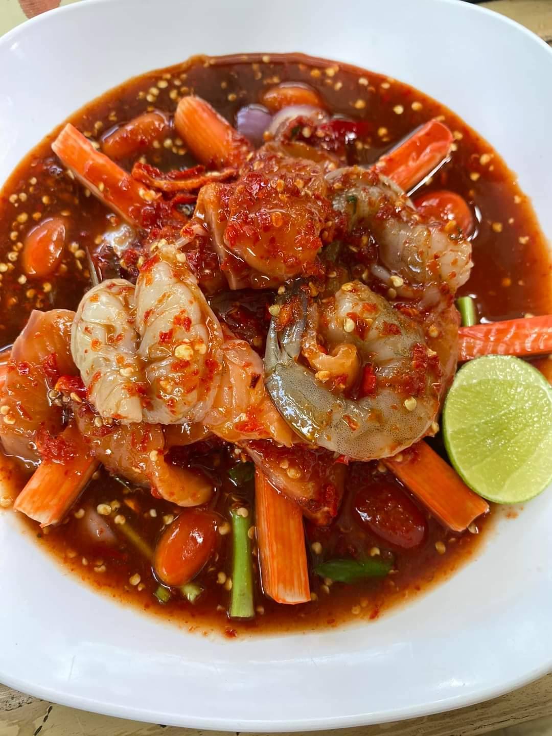 สวนชื่นสุข, Ar Restaurant Hatyai 嗳, ศิริ ต้มเลือดหมูหาดใหญ่, ไก่กรอบพี่เน่, ในรู, กุ๊กชัยติ่มซำ-ก๋วยเตี๋ยวราดหน้าปลากะพง, ร้านใต้ขอย ซอยตัน, กันเอง, หนานหยวน บะหมี่เกี๊ยวกุ้ง, สาขาปุณณกัณฑ์, ป่ายาง, บ้านก้ามปู, โชคดีแต่เตี้ยม บะกุ๊ดเต๋, ไก่ทอดหาดใหญ่มีนา, ร้านราดหน้าโกฉ่อน, ขนมจีนป้าชื่น, Space Bar, ขนมไข่เตาถ่านน้องนิล&คาเฟ่, ข้าวต้มรถแดง