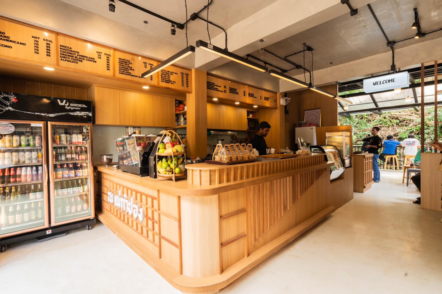 บ้านอิงดาว แม่กำปอง, Ma Du Doi Coffee แม่กำปอง, Teddu Coffee - Baansuphanbhum, ชมนกชมไม้, บ้านพักลุงปุ๊ด &amp; ป้าเป็ง แม่กำปอง, Pirunya Coffee, ร้านกาแฟฮ่อมดอย &amp; อาร์ตแกลเลอรี่ แห่งขุนเขา แม่กำปอง, บ้านหลงเขา แม่กำปอง &amp; ฮักเขา ฟาร์มสเตย์, ระเบียงวิวแม่กำปอง, ณ แม่กำปอง ร้านอาหารแม่กำปอง