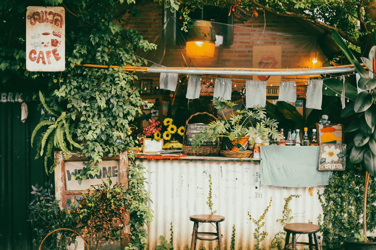 NAYA Cafe, Krasai.cafe, Sanoh at Ayutthaya, ชีวาคาเฟ่, FENG, Tewa Cafe Ayutthaya, Homeboy, PRANG VIEW, Peko Peko Cafe - ペ コ ペ コ, A Lovely Table, Busaba Cafe & Meal, WIWA House Cafe', The Summer House, Phoyard, Cafe' de Zia, Café Kantary Ayutthaya, บ้านข้าวหนม, Basic Space Coffee, Cafe'Trifecta, ในคลองคาเฟ่, ไม้ขาวคาเฟ่ ayutthaya, ชงนวล'Cafe