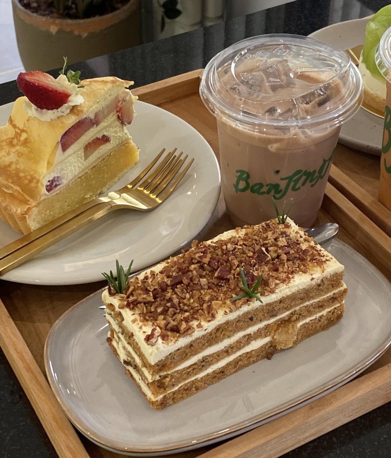 เรือนชายน้ำ Cafe&amp;Restaurant, ban.jingjo, See Sea Sun - แบบง่ายๆ, ขวัญข้าว ริเวอร์ไซด์, The sunflower cafe, KokoroCafe', FREJA Coffee &amp; Co, Rays River Cafe, Behind The Beans, พร้าวหอมคาเฟ่, Kinlamoon, House Cafe', บ้านสวนพาฝัน, La Bella Cafe, PakPap Cafe, ขมุน คาเฟ่ มหาชัย, Baanthaicafe, ดีกัน คาเฟ่, COCO CAFE'