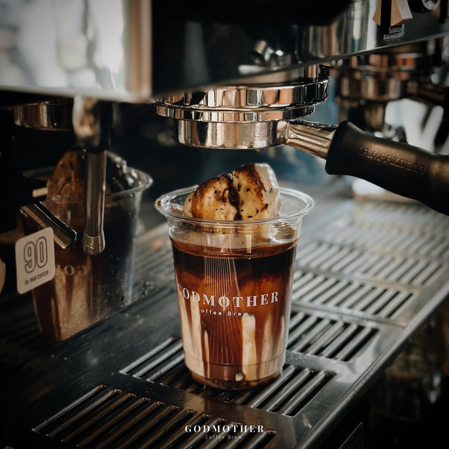 Chuen.floralhomecafe, Ralph.cafe, Howdy Cafe&amp;Bistro, qoofe.cafe, Santipanich cafe, Godmother Coffee Brew., ปัจจัยสี่คาเฟ่, WHITE JAI