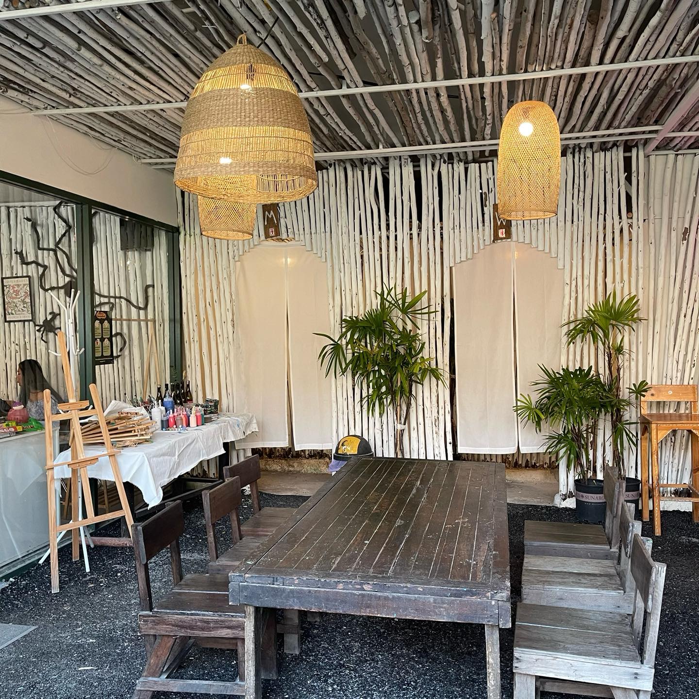 Phosai Coops & Farm, KEEP X MUNIMAL, loll.a, Santisuk, LANG BAAN, Sunrise To Midnight, Wab Cafe, Lovio, Kanuengnij Cafe, LightRoaster
