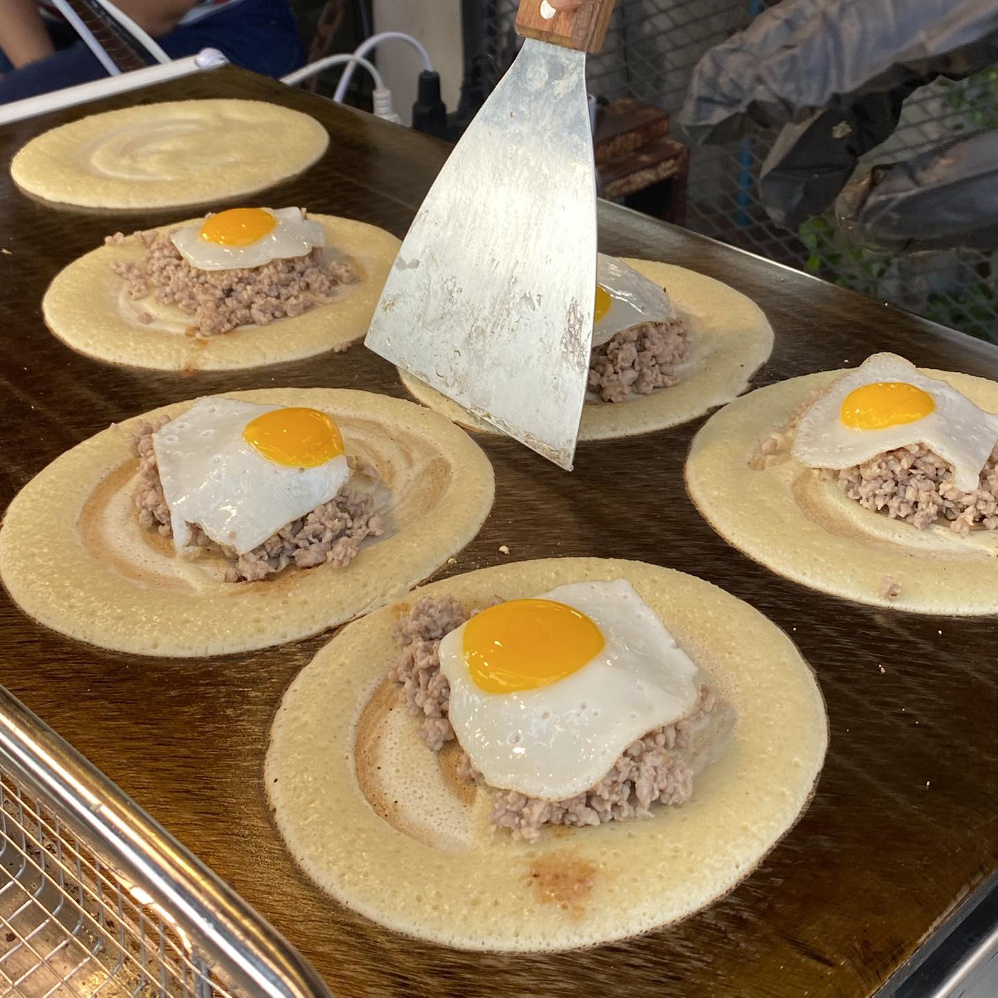 สนหอม, Rolling Spoon, โต โตเกียว, Tokyo Land, โตเกียว เซนต์หลุยส์ 3