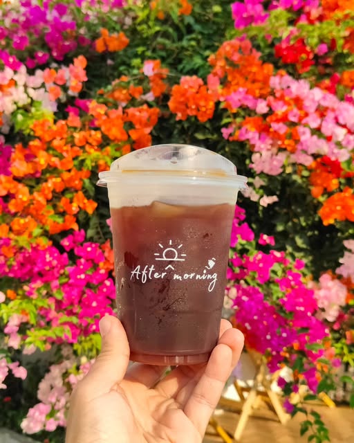 Air Space Hua Hin, ปลีกวิเวก คาเฟ่, After morning cafe, The Chocolate Factory HuaHin, DRIP RIM LAY, Top Seacret Beach Cafe, Molley coffee stand, RowHou8e Cafe' HuaHin106, 25 Monday cafe', S'more Cafe Huahin, Tree House Cafe', Wilaiwan Hua Hin