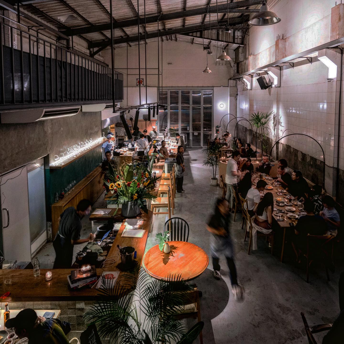 GREENSMOKED, ยำปูม้าเจ็ดยอด, สาขาเชียงใหม่, Izakaya Okada, ข้าวต้มย้ง, ข้าวต้มชาววัง, ขนมจีนสันป่าข่อย, ลาบบังเกอร์ by ช.ช้าง, ไก่ทอดเที่ยงคืน, สาขา 2.3 บ้านมอญ, หมี่กระดาษ ตลาดช้างเผือก, เต๋อตำยำระเบิด เชียงใหม่, มาม่าฟ้าธานี เชียงใหม่, ข้าวต้มแดง2 ข้างวัดแสนฝาง, อ๋องทิพย์รส