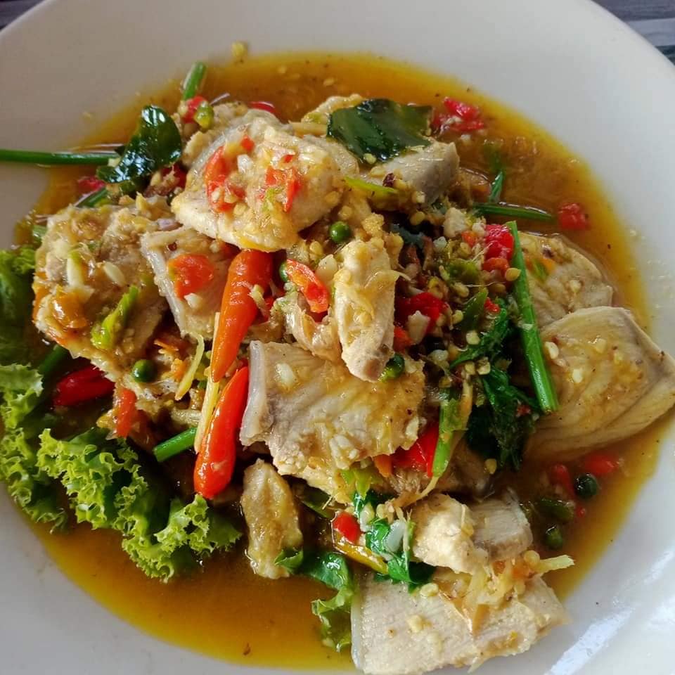 ผัดไท ท่ายาง, เจียมเลี้ยงเซี้ย, เจ๊กเม้ง ก๋วยเตี๋ยวเนื้อต้นตำรับเพชรบุรี, โอวทึ้ง นายกี๋, ครัวป้าเฉลียว, ครัวไข่มุก สะพานปลา ชะอำ, ขนมจีน ทอดมัน ท่งเชียง, พวงเพชร, ทรายทอดมัน บขส.เก่า, ข้าวแช่ป้าเอื้อน หน้ากาชาด เพชรบุรี, เจ๊แดงบางควาย, ร้านอาหารบ้านป้าองุ่น "ร้านเก่า 50 ปี", บ้านยายกับตา, ก๋วยเตี๋ยวเนื้อ &amp; ไก่ “แดงโรงฝ้าย”ตรงข้ามปั้มมานิต 
