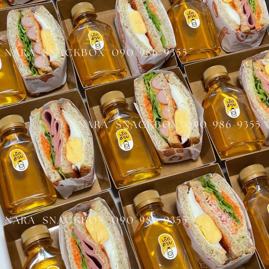 Muibakery, กินดี อยู่ดี by foreste cafe, The Waffle, Snack food.shop, Snackbox Monchanok, ไออุ่น, บ้านทองม้วน, Jaidee Homemade, ชื่นจิต chuenchit, Nara Snack Box - รับจัดเบรค, ว่าหรอย-waroi, KIN.D