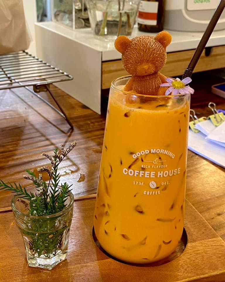 ชบาบาร์น ครัวอีสานวินเทจ อุดรธานี, Boombim Tree House บ้านเล็กในซอยลับ, BEYOND CAFE, ปังป๋านมสด สาขา2 วงเวียนกรมหลวง