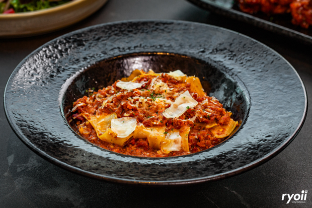 Midwinter, Dandelion Bake Studio, Cafe Reverie, Portobello & Désiré, Level 50 by SEE FAH, Siam Yacht Club, Blue Sky, at Centara Grand, Mezzaluna Restaurant