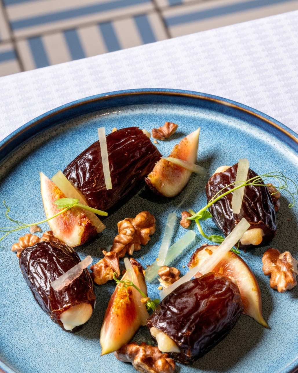 Midwinter, Dandelion Bake Studio, Cafe Reverie, Portobello & Désiré, Level 50 by SEE FAH, Siam Yacht Club, Blue Sky, at Centara Grand, Mezzaluna Restaurant