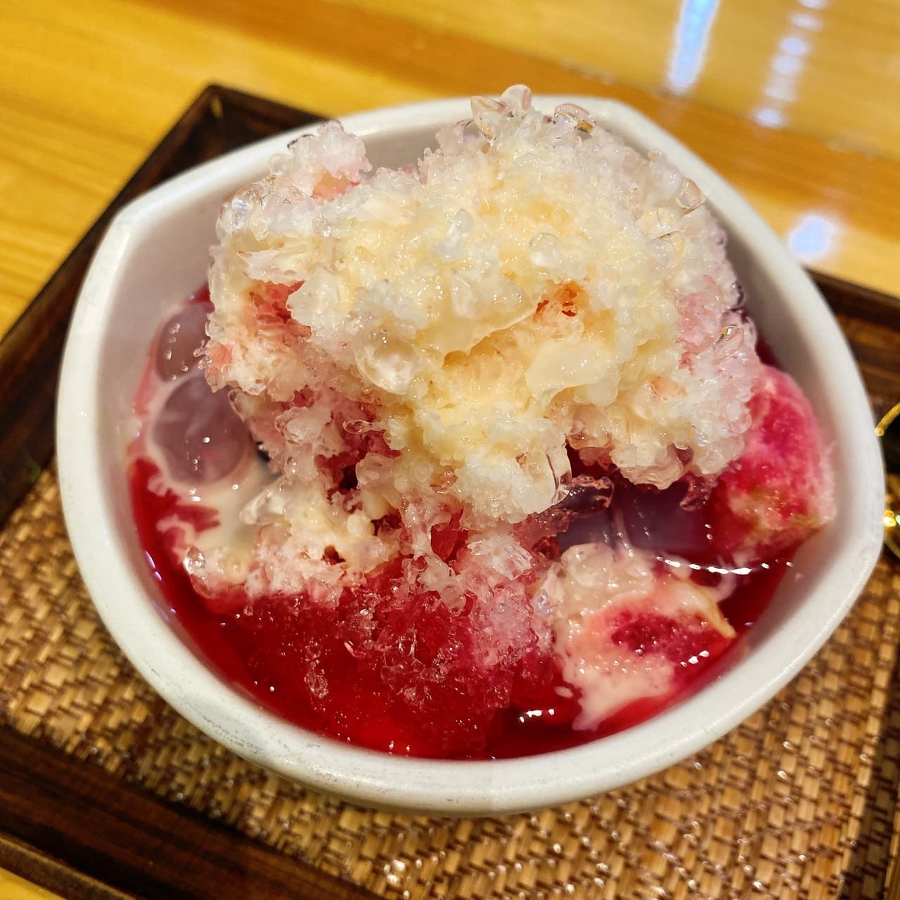 ไสใส, น้ำแข็งไสหว่าหวา, ANG BAO, สาขา Siam Square One, ชื่นใจ, เช็งซิมอี๊ , สาขาเสาชิงช้า, Sweettime, เฮงเฮงอี๊ โชคชัย 4 คุณแวว