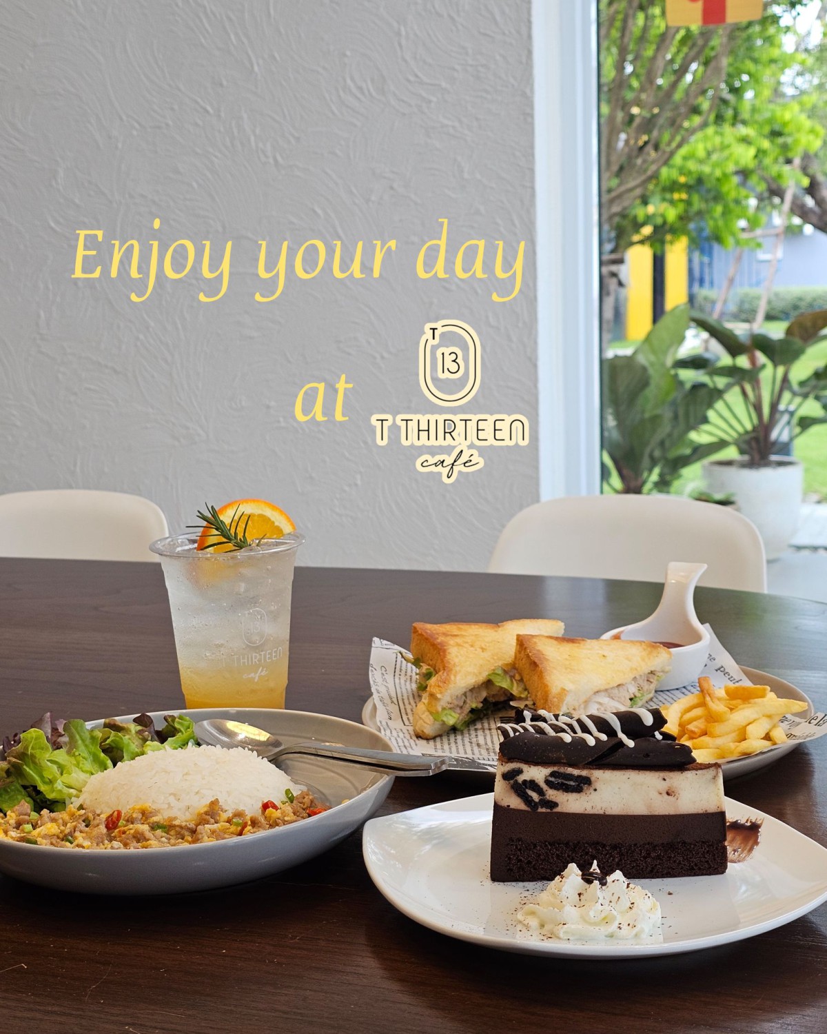 Unplan, ma na cafe', ปลาชุม : Plachum Café & Bistro, Nava House Café - นาวา เฮ้าส์ คาเฟ่, Coffee 123, FarmVille Chachoengsao, บ้านพระจันทร์เวียน, กรีนวิลล์ ผักสลัดเสิร์ฟจากฟาร์ม , D•presso cafe, Baan Melon Desert, Red Cat Cafe ตลาดบ้านใหม่, Lifehouse Cafe & Kitchen, T13 Café