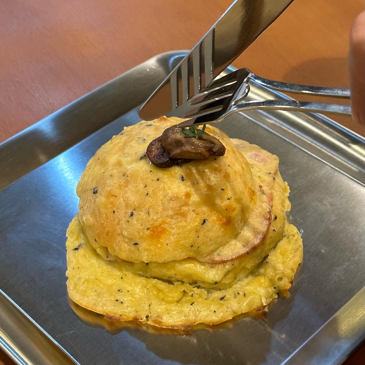 Unplan, ma na cafe', ปลาชุม : Plachum Café & Bistro, Nava House Café - นาวา เฮ้าส์ คาเฟ่, Coffee 123, FarmVille Chachoengsao, บ้านพระจันทร์เวียน, กรีนวิลล์ ผักสลัดเสิร์ฟจากฟาร์ม , D•presso cafe, Baan Melon Desert, Red Cat Cafe ตลาดบ้านใหม่, Lifehouse Cafe & Kitchen, T13 Café