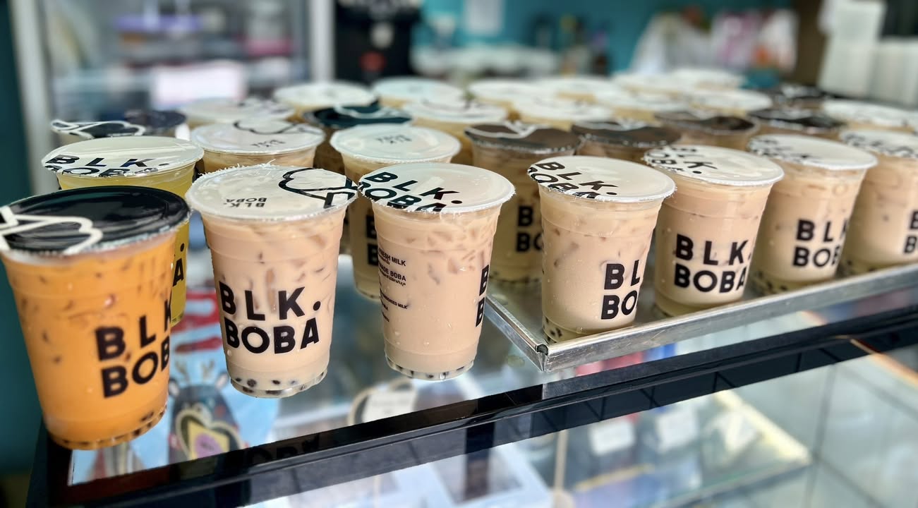 JIAN CHA Tea, 红包 ANG BAO, TP TEA, สาขา Fashion Island, Vespa ชาไข่มุก, Bearhouse, Blk Boba Mansri, The Alley Thailand, CHA BAR BKK , Kamu Tea, MANOI - โชคชัย4 ซ.49, 48 Cha, KOI Thé Thailand, ATM Tea Bar, Brix Dessert Bar