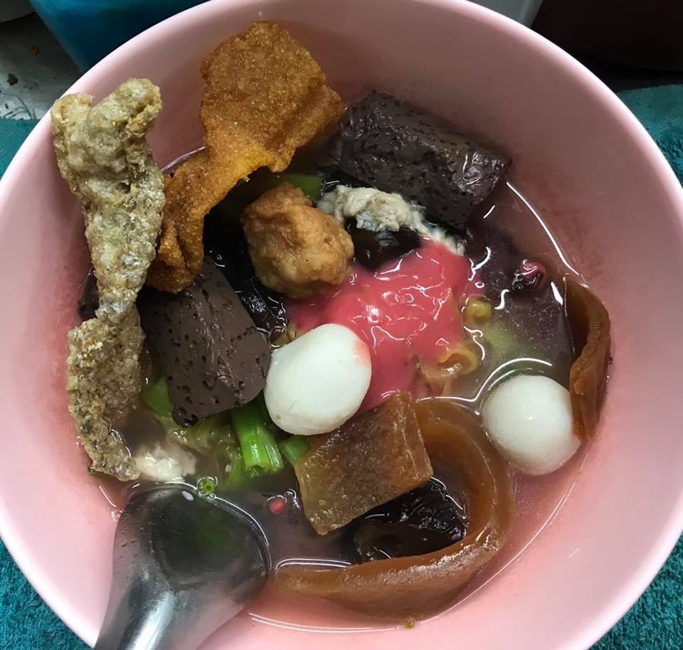 เย็นตาโฟรสเด็ดโบสถ์แม่พระฟาติมา, เย็นตาโฟ คอนแวนต์, อู๋ เย็นตาโฟประตูผี, ร้านไทยรุ่งเรืองเย็นตาโฟเจริญผล, ศาลาแดงเย็นตาโฟ, ปุ๊ เย็นตาโฟ, เตี้ยเย็นตาโฟ, ชาละวันเย็นตาโฟ, เฮียตี๋ ก๋วยเตี๋ยวลูกชิ้นปลาเย็นตาโฟเยาวราชลาดพร้าววังหิน, จิระเย็นตาโฟ, โฟพ่นไฟ, พัวกี่, นายอ้วนเย็นตาโฟเสาชิงช้า, เจ๊อี่ เย็นตาโฟ ต้มยำ, ก๋วยเตี๋ยวเย็นตาโฟพี่หมู รสเด็ด, เม้งโภชนา ปิ่นเกล้า ลูกชิ้นปลา, เจ๊น้อยเย็นตาโฟ พระราม4, เย็นตาโฟ62, ใช่ เตี๋ยวปลา, เย็นตาโฟโพธาราม, เจ้อ้วนเย็นตาโฟ Jeauan yentafo, เย็นตาโฟฮ่องเต้ ศรีย่าน, เย็นตาโฟป้าเสนา เล้งแซ่บ, เพ้งเย็นตาโฟเจ้าเก่า ตลาดห้วยขวาง