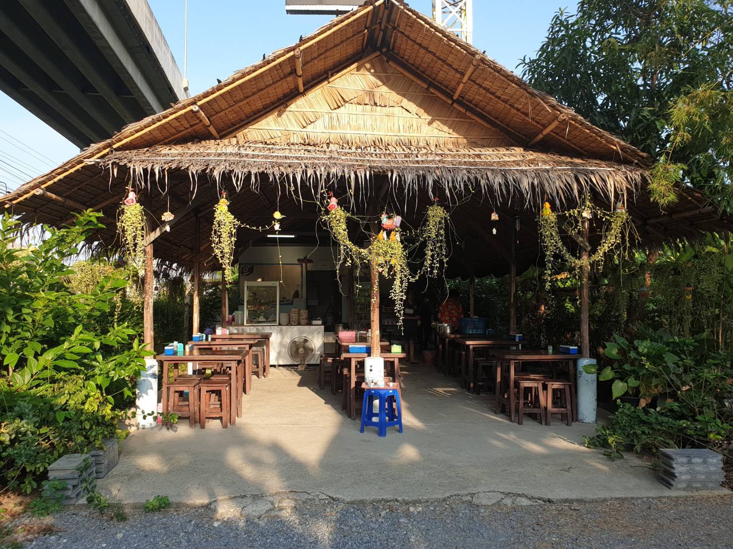 Nomimono Izakaya, กะทิบ้านอาหารไทยและขนม, ก๋วยเตี๋ยวเรือนแพ, Sasi Bangkok, Blooming Cafe, 128 Craft & Soul, อิ่มใจ เสือร้อง, Cafe Casta, ต๋องริมทาง, Wife's Restaurant, บ้านสวนองุ่น, เฮือนลำพูน, COAL Bistro, SUNKISS.bangkok, ร้านดวงเดือนจิ้มจุ่มอาหารอีสาน, ก๋วยเตี๋ยวไม่มีชื่อ ตลิ่งชัน