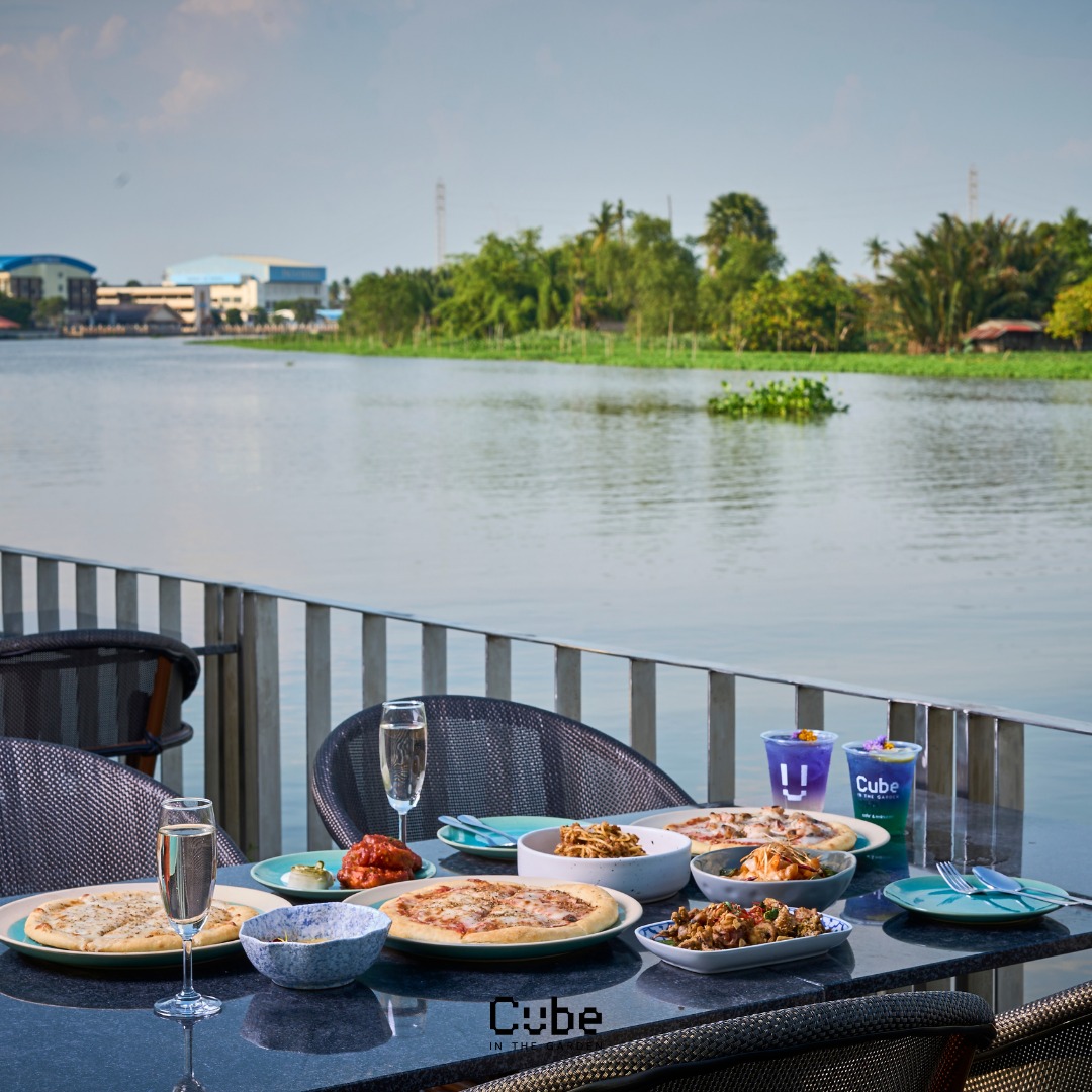 The Sine Cafe’, Whispering cafe, รักษ์น้ำคาเฟ่, Orenchi Cafe, KAWA Coffee and Co., Orenchi Specialty Coffee, Attitude Coffee, Memory House Cafe, In Garden Hut Cafe, ChataThammachart, She's The Legend Cafe, RIVA floating cafe, Good Mood House, นึก คาเฟ่ - วัดไร่ขิง, Ton Khao Terrace, CHADA Tea Boutique, Kark Crof.f