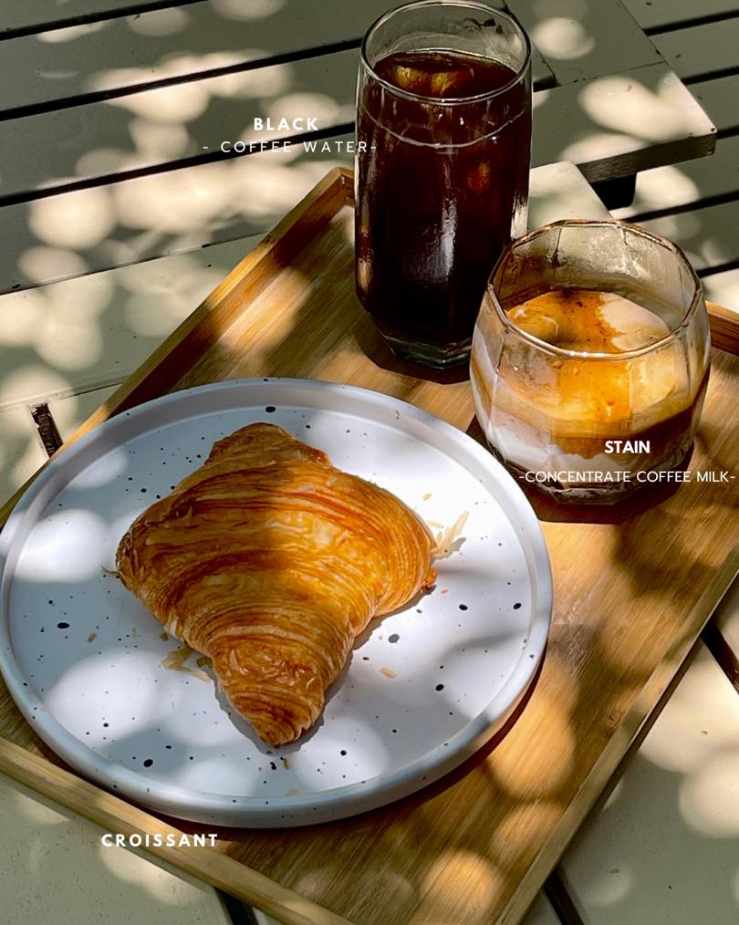 Way Coffee House, Piccolo BangSaen, Peaceful Cafe, Artory.cafe.crafts, Cubbie ‘s, To Die For Coffee, U Cafe & Bakery, A blank coffee, Coffee Train, WON HOUSE, Standtall Coffee, Small House Coffee