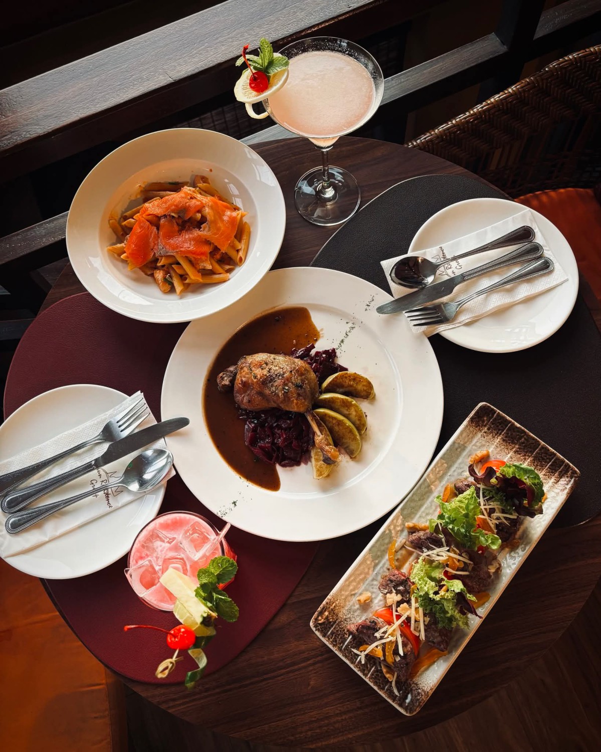 Midwinter, Dandelion Bake Studio, Cafe Reverie, Portobello & Désiré, Level 50 by SEE FAH, Siam Yacht Club, Blue Sky, at Centara Grand, Mezzaluna Restaurant