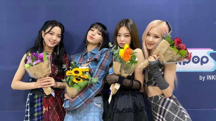 Grup K-Pop Blackpink, 1. STAYC, 2. G-Dragon, 4. Baekhyun EXO, 5. BLACKPINK