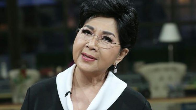 5 Tips Sehat Titiek Puspa yang Tetap Bugar di Usia 84 Tahun